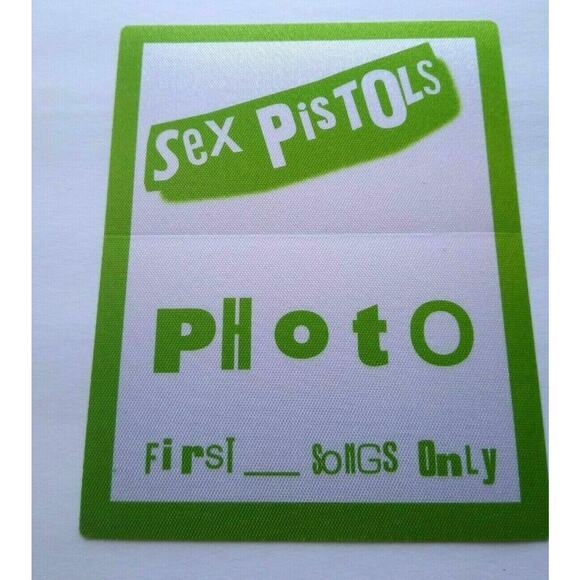 Sex Pistols Punk Rock Music Backstage Pass Original 1996 Reunion Concert Green - Picture 2 of 7